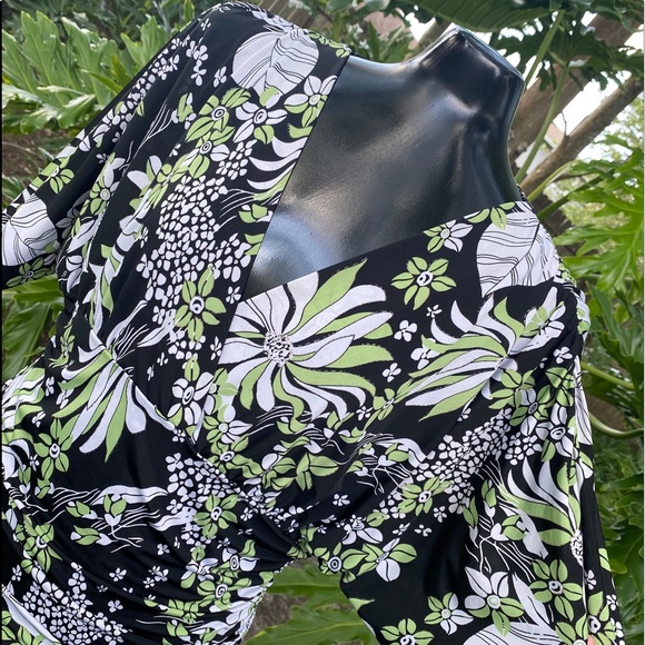 Vintage Rampage 90’s Black & Green Floral Blouse - Picture 4 of 8